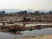 津波で被災した農地の様子(宮城県亘理町・吉田浜 2011年4月15日)