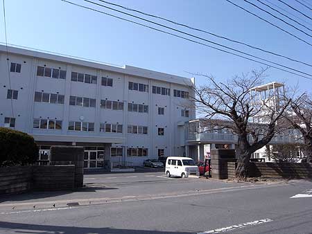 石巻高等学校 (宮城県石巻市 2012年4月)